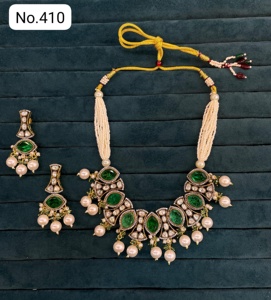 Collier de mariée ensemble avec boucles d'oreilles femmes indiennes bijoux pierres et perles de haute qualité pour mariage et tenue de fête - Product Image 6