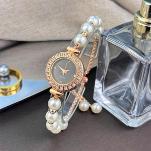 Elegante <span class=keywords><strong>Orologio</strong></span> da Polso Regolabile per Donna, Romantico <span class=keywords><strong>Orologio</strong></span> al Quarzo con Perle Bianche e Cinturino a Corda, <span class=keywords><strong>Quadrante</strong></span> con Strass (WA386) - Product Image 3