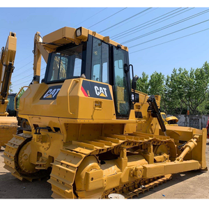 Bulldozer D7G-2 Caterpillar d'occasion de 20 tonnes avec treuil rippers moteur à lame inclinable et pompe modèle 2022 garantie d'un an - Product Image 1