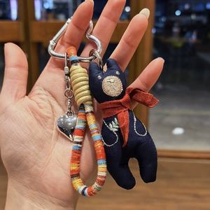 Llaveros de peluche duraderos con mosquetón de corazón, bonitos muñecos 3D, regalo de cumpleaños, cadena para teléfono, colgante para mochila escolar infantil, llavero de oso de tela - Product Image 5