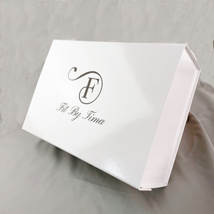 Minimalist White Foldable Magnetic Gift Box, Custom Script Logo Collapsible Magnet Closure Rigid Box For Underwear Skincare Gift - Product Image 4