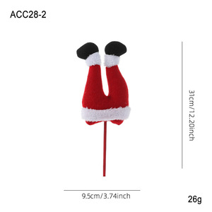 Décorations en peluche de Noël en gros : Chapeaux de Père Noël et d'elfes mignons, et décorations en forme de canne à sucre pour sapins de Noël et arrangements floraux - Product Image 6