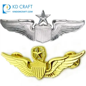 Aangepast Ontwerp Gegraveerd 3d Blanco Metalen Legering Luchtvaartmaatschappij Goud Zilveren Vleugel Pin Badge Emiraten Voor Luchtvaartgeschenken