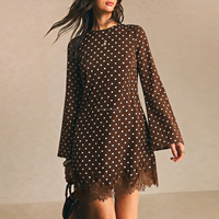 Robe Courte Femme Personnalisée OEM Marron à Pois Manches Longues Col Rond Vintage Ourlet Dentelle Automne Décontractée en Mousseline