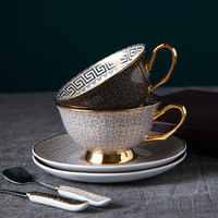 Service à café et soucoupes en porcelaine fine de style européen, 12 pièces, luxe léger, coffret cadeau pour femme, idéal pour le thé de l'après-midi