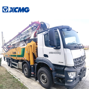 XCMG Machine à béton officielle HB62V 62m pompe à flèche en béton montée sur <span class=keywords><strong>camion</strong></span> à moteur diesel d'occasion - Product Image 1