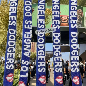 Correa de Bolso Ajustable con Lentejuelas y Cuentas del Equipo Deportivo Fashion Mart, Porta Llaves y Tarjetas Hecho a Mano de los Dodgers de Los Ángeles - Product Image 2