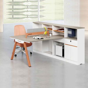 Escritorio Doble Moderno de Alta Gama con Amplio Espacio de Almacenamiento, Estructura Resistente, Fácil de Montar, Apto para Uso en Edificios de Oficinas - Product Image 2
