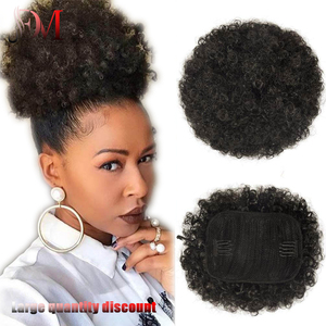 Peluca de <span class=keywords><strong>Cabello</strong></span> Sintético de Bajo Precio para Uso Diario, Resistente a Altas Temperaturas, Estilo Afro Rizado, <span class=keywords><strong>con</strong></span> Gorro de <span class=keywords><strong>Malla</strong></span> Elástica, <span class=keywords><strong>Moño</strong></span> Chignon - Product Image 3