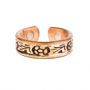 Anillo de Terapia Magnética de Cobre Puro Hecho a Mano con Grabado Floral en la Superficie, Resistente - Product Image 1