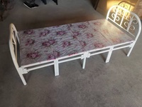 Meubles de chambre à coucher lit pliant en métal cadre simple lit bon marché en acier pour adultes et enfants de haute qualité
