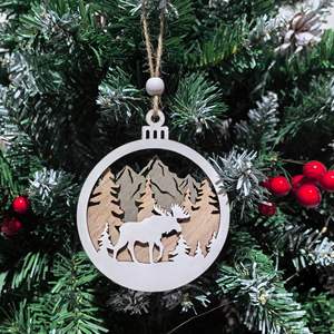 Décorations de Noël artisanales en bois en gros-Ornements de pendentif de renne creux 3D et d'arbre, artisanat de vacances artisanal - Product Image 4
