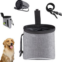 Sac de transport pour animaux de compagnie avec pochette à friandises pour chien, fermeture à cordon, sac de rangement portable pour collations d'animaux avec clip de ceinture et bandoulière