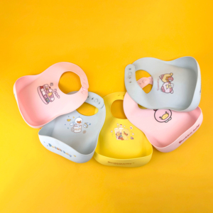 Baberos de Silicona con Logotipo Personalizado, Lindos Estampados, Cierre de Botón, Accesorios de Alimentación Lavables para Niños Pequeños - Product Image 5