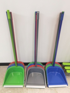 <span class=keywords><strong>Recogedor</strong></span> de Plástico Resistente a Impactos y al Desgaste con Mango para Escoba: Suministro Directo de Fábrica de Escobas y Recogedores - Product Image 2