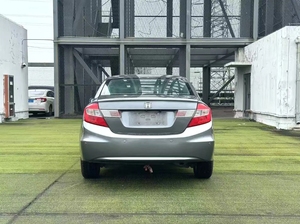 <span class=keywords><strong>Honda</strong></span> <span class=keywords><strong>Accord</strong></span> Civic 1.8 VTi Luxury <span class=keywords><strong>2013</strong></span> Usado en Excelentes Condiciones, Tracción Delantera/AWD, Asientos de Cuero, Interior Claro, Control de Crucero, R16 R17 - Product Image 4