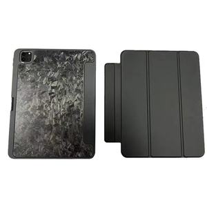 Coque de protection plate en fibre de carbone résistante aux plis pour iPad - Product Image 2