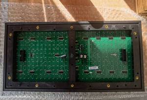 Mô Đun <span class=keywords><strong>LED</strong></span> Một Màu P10 Ngoài Trời <span class=keywords><strong>DIP546</strong></span> Điện Áp Không Đổi Nhà Sản Xuất Chính Hãng Thâm Quyến - Product Image 2