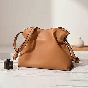 הסיטונאי קיבולת גדולה נשים תיק כתף עיצוב יוקרתי פו עור שקיות של נשים - Product Image 1