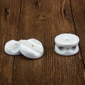 Sujetador de Cables de Porcelana Blanca Retro para Fijar Cables, Clip de Cable de Cerámica, Abrazadera de Cable de Porcelana - Product Image 1