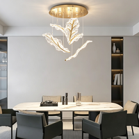 Lustre en verre soufflé à la main en forme de feuille, luminaire suspendu de luxe avec cadre doré, lampe moderne pour plafond haut, idéal pour villa, escalier, hall d'entrée