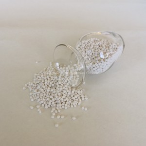 <span class=keywords><strong>Engrais</strong></span> granulaire blanc au sulfate d'ammonium, 21 % d'<span class=keywords><strong>azote</strong></span>, 24 % de soufre, pureté de 98 % et libération rapide - Product Image 1