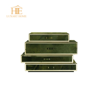 Meuble TV de Luxe Haut de Gamme Personnalisé, Commode Moderne de Luxe avec Tiroirs, Design Tendance en Cuir de Crin de Cheval et Bois pour Salle à Manger, Villa, Table TV