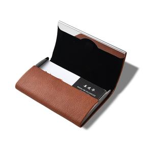 Estuche de Metal y Cuero para Tarjetas de Visita, Económico - Product Image 2