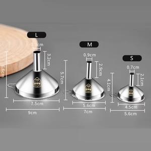 304 Aço inoxidável Mini Funil Conjunto de três peças Espessado Cozinha Liquid Dispenser Dreno de Óleo e Funil Vinho - Product Image 5