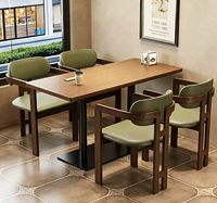 Combinaison table et chaise de restaurant sur mesure en bois massif avec coussin en cuir PU pour café, bistro et lieux de restauration décontractée