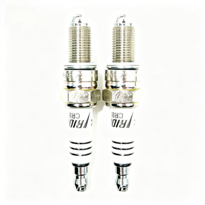 หัวเทียนคุณภาพสูง CR8EGP เหมาะสำหรับรถมอเตอร์ไซค์ <span class=keywords><strong>CF</strong></span> 150NK 250 400 <span class=keywords><strong>650MT</strong></span> Phantom Night Cat Jema 150 - Product Image 1