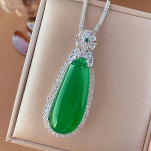 Fashion Eco-friendly <b>Copper</b> Imitation Jade Plant Jewelry Large Jadeite Gourd Shape Pendant Necklace for Women Daily Wear Gift - Product Image 2