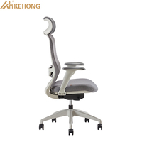 Chaise de bureau ergonomique réglable OEM au design élégant avec accoudoirs et appui-tête, chaise de secrétaire à dossier haut en maille