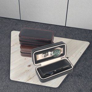Boîte de rangement et de présentation portable et durable pour 2 montres en cuir avec fermeture éclair, doublure en lin, étui de voyage personnalisé pour bijoux - Product Image 3