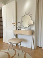 Coiffeuse style crème, bureau de maquillage moderne et minimaliste, table de maquillage haut de gamme de luxe léger pour chambre à coucher