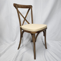 Chaises de salle à manger en gros pour événements, dossier croisé naturel en X, coussin moelleux, style rustique vintage, empilables, imitation bois, en résine marron