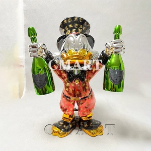 Escultura de Pato Dagobert con Dos Bolsas Doradas Cromadas, Escultura de Tío Scrooge con Botella de Champán, Escultura Pop Art de Scrooge McDuck - Product Image 3