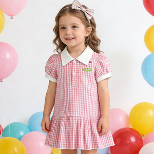 Vestito Estivo per Bambine in Cotone Morbido, Nuova Collezione, Elegante Abito a Collo Alto con Motivo a Quadri e Finiture in Pizzo - Product Image 2
