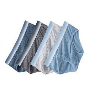 Shorts en maille personnalisés pour hommes adultes, sous-vêtements d'été respirants, boxers en soie glacée à séchage rapide, taille mi-haute, logo tricoté - Product Image 4