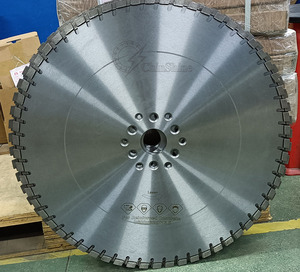 Lame de <span class=keywords><strong>scie</strong></span> diamantée Arix personnalisée de 24'' (<span class=keywords><strong>600</strong></span> <span class=keywords><strong>mm</strong></span>), soudée au laser, disque de coupe <span class=keywords><strong>circulaire</strong></span> pour béton armé - Product Image 1
