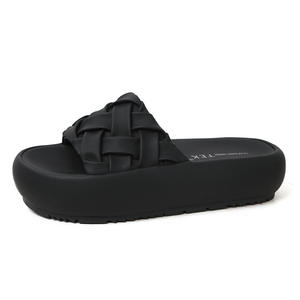 Sandales plates montantes pour femmes avec talon asymétrique, chaussures de marche d'été pour l'extérieur, antidérapantes, prêtes pour la plage et les dunes - Product Image 4