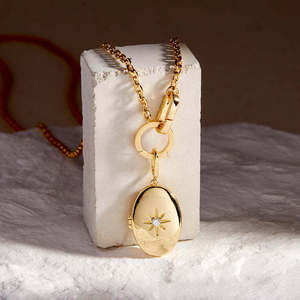 Collar con medallón chapado en oro de 18 quilates, nuevo collar con medallón de álbum de fotos abierto y cerrado de amor a la moda para hombres y mujeres - Product Image 2