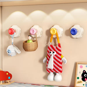 Gancho de succión para pescado Heaven And Earth, 1 unidad, gancho moderno extraíble para toallas de baño, para uso doméstico - Product Image 3