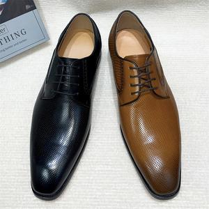 Nouveau design 38-47 chaussures Oxford de grande taille, sur mesure et en gros. Chaussures décontractées formelles en cuir véritable pour hommes. - Product Image 3
