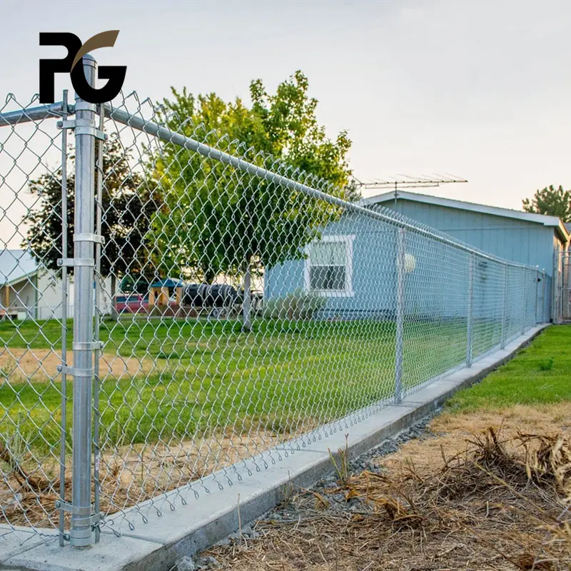 High Quality Galvanized Wire Mesh Chain Link Fence with Black Green Powder Coated for Building Material