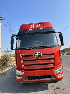 Camión de Plataforma Usado FA-W 4X2, 260HP, Volumen de Carga 42m³, 2022, Carga Útil 10.5 Toneladas, Carga General, Logística, Estado Original, Confiable - Product Image 2