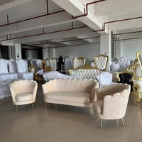 Fauteuil à dossier haut en velours et bois moderne personnalisable avec accoudoirs réglables, chaise boule pour chambre, salon, hôtel SHIMU CL20241102-12