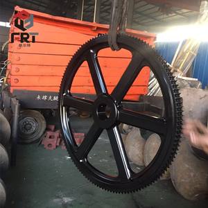 ผลิตชิ้นส่วนเกียร์ต่างๆ ด้วยเครื่องจักร รวมถึงเฟืองลิฟต์และเฟืองสามแถว - Product Image 1