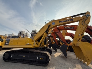 รถขุดตีนตะขาบ Komatsu PC360-7 มือสองจากญี่ปุ่นแท้ น้ำหนัก 36 ตัน เหมาะสำหรับงานจัดเก็บวัสดุก่อสร้างและงานเติมดิน - Product Image 2