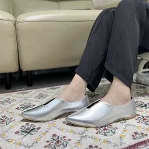 ปั๊มแบน <span class=keywords><strong>รองเท้า</strong></span>แหลมแหลม สุภาพสตรี <span class=keywords><strong>รองเท้า</strong></span>ลําลอง <span class=keywords><strong>รองเท้า</strong></span>แบนสตรี แองเจล ผู้หญิงชี้นิ้วเท้า - Product Image 4